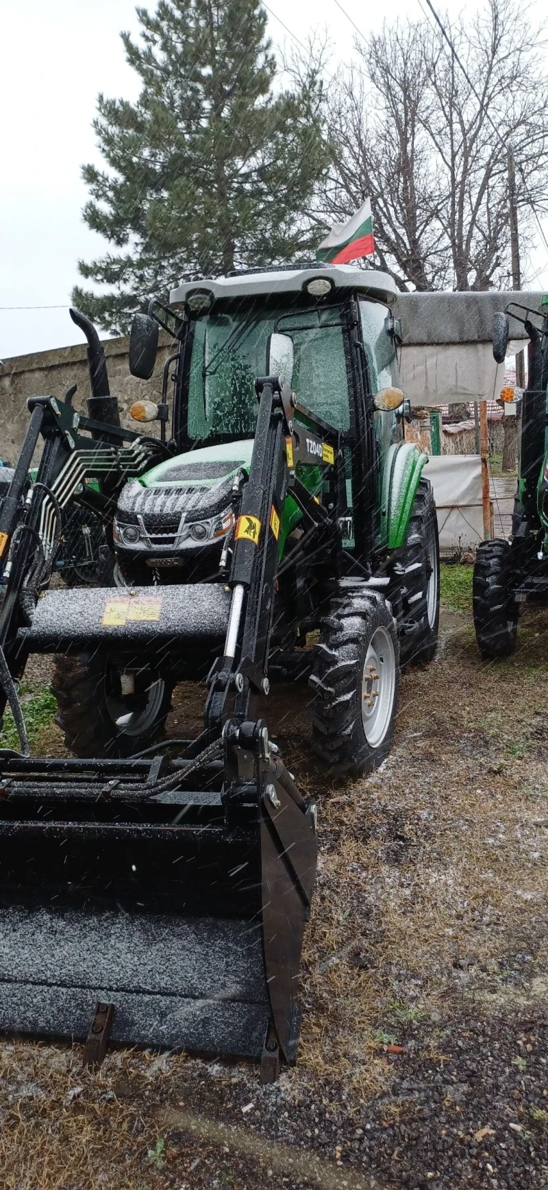 Трактор Друга марка TL704, снимка 6 - Селскостопанска техника - 53089160