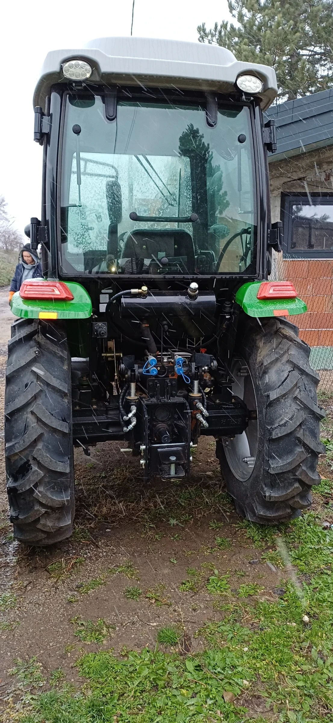 Трактор Друга марка TL704 - изображение 4