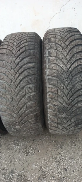 Гуми Зимни 195/65R15, снимка 1