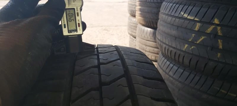 Гуми Летни 225/70R15, снимка 4 - Гуми и джанти - 29877201