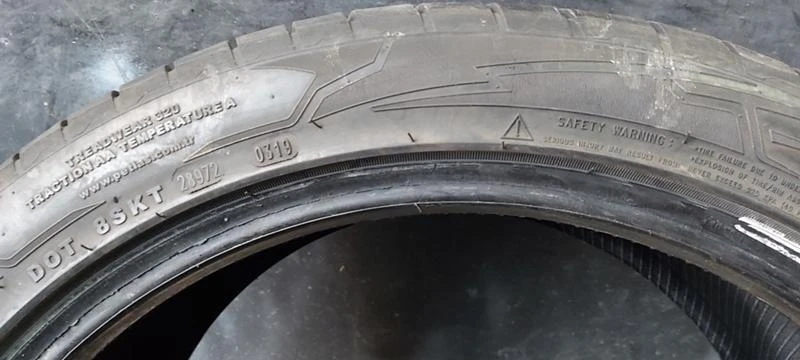 Гуми Летни 275/35R18, снимка 6 - Гуми и джанти - 35606439