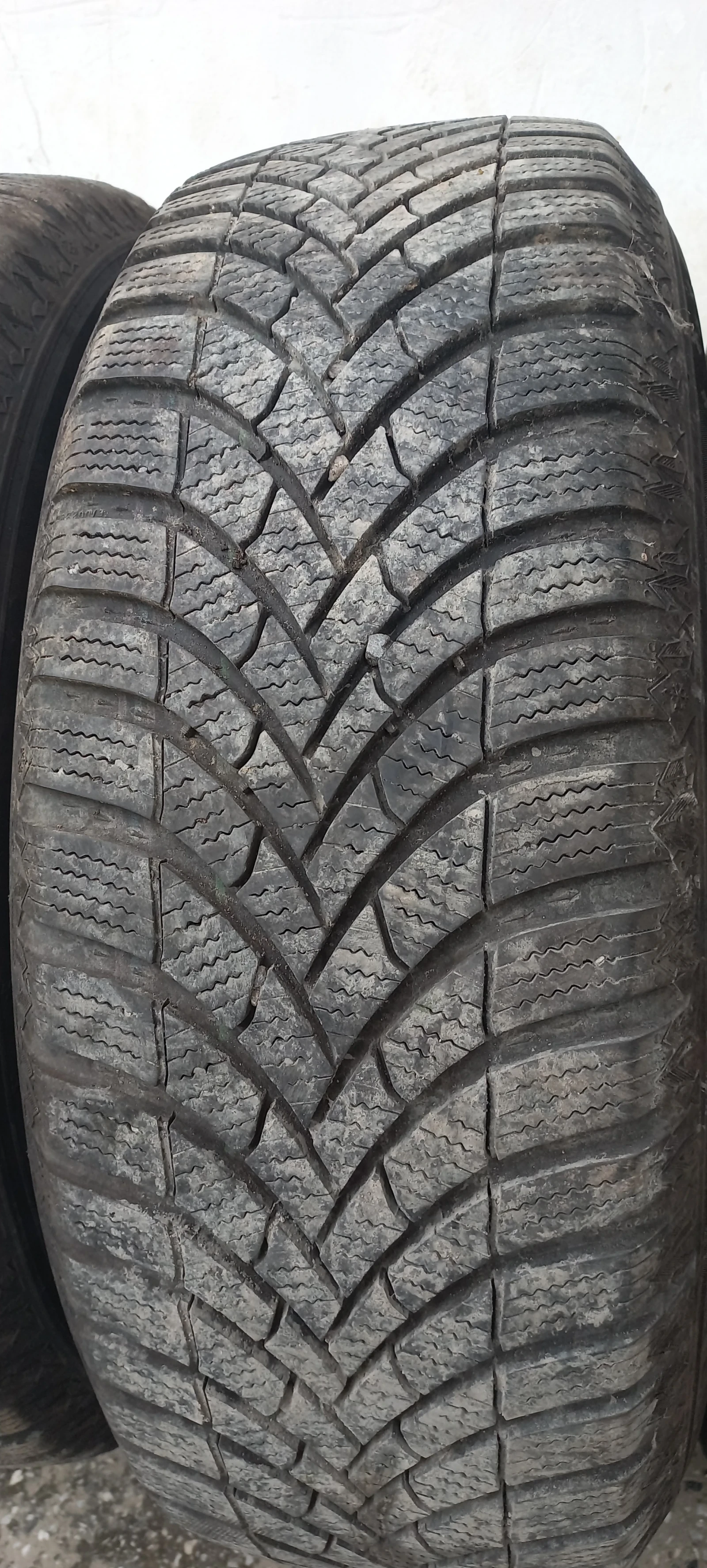 ���� � ������ 195/65R15 | Mobile.bg � ����������� 9