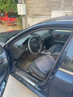 Mercedes-Benz E 220, снимка 5
