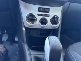 Peugeot 208 1.2 benzin, снимка 9