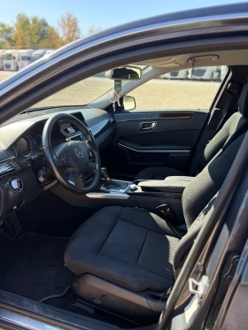 Mercedes-Benz E 220  Automatic Dymamic Seats Massage, снимка 6