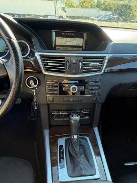 Mercedes-Benz E 220  Automatic Dymamic Seats Massage, снимка 8
