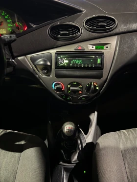 Ford Focus 2.0 16v  | Mobile.bg    11