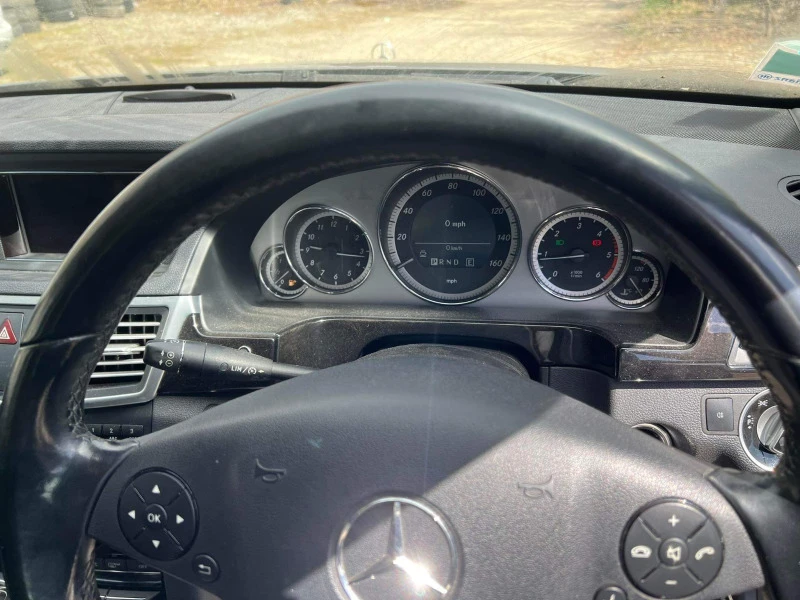 Mercedes-Benz E 250, снимка 10 - Автомобили и джипове - 46980385