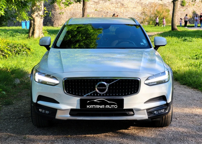 Volvo V90 Cross Country D5 / 4x4 / ДИСТРОНИК / ПОДГРЕВ / ЛИЗИНГ, снимка 5 - Автомобили и джипове - 45964749