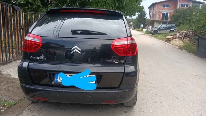 Citroen C4 Picasso, снимка 2 - Автомобили и джипове - 47821379