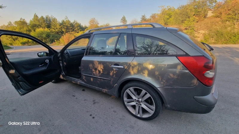 Renault Laguna 2.2 dci, снимка 1 - Автомобили и джипове - 47394278