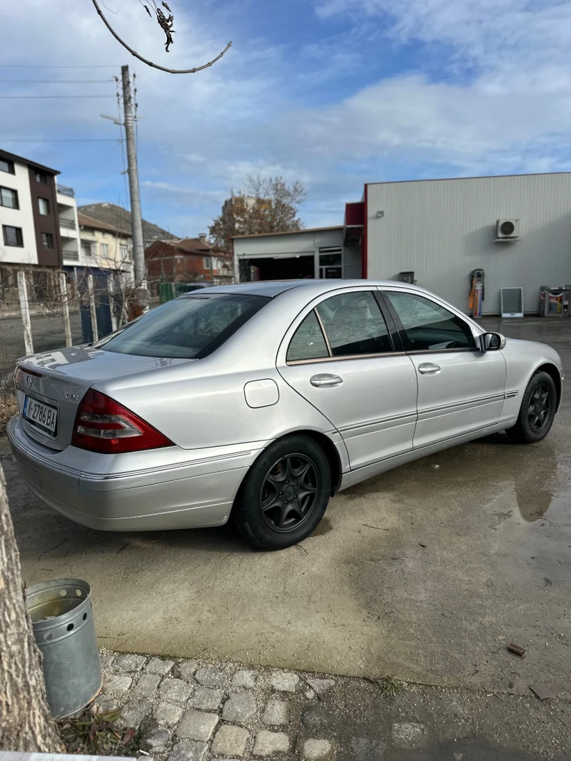 Mercedes-Benz C 220 ELEGANCE, снимка 4 - Автомобили и джипове - 48813688