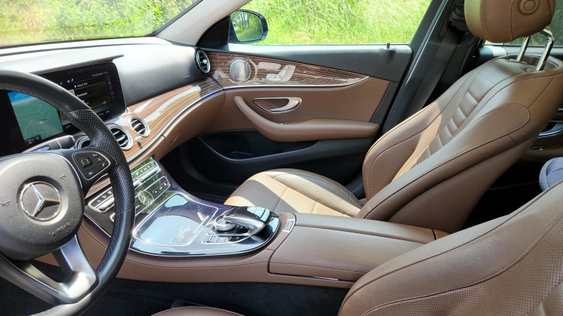 Mercedes-Benz E 400 4x4 AMG 4Matic въздушно, снимка 9 - Автомобили и джипове - 53353050