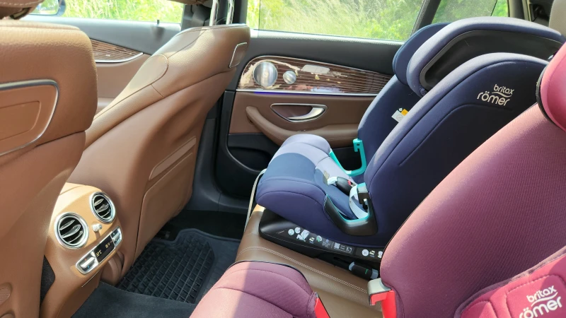 Mercedes-Benz E 400 4x4 AMG 4Matic въздушно, снимка 12 - Автомобили и джипове - 53353050