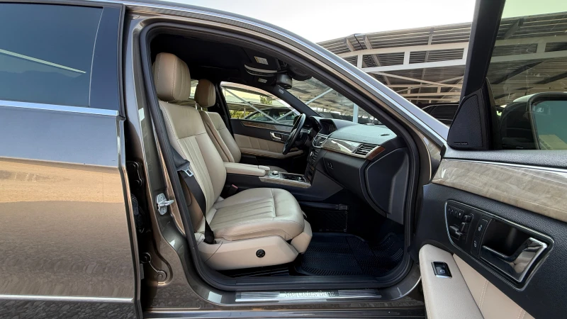 Mercedes-Benz E 500 E550/V8/4MATIC/AMG/7G TRONIC/ВНОС КАНАДА, снимка 13 - Автомобили и джипове - 50680115