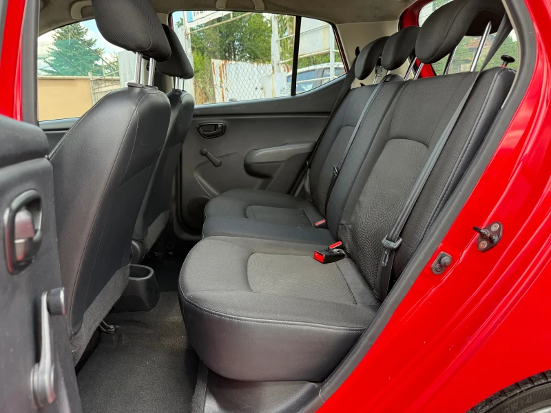 Hyundai I10 1.1i, снимка 12 - Автомобили и джипове - 50985114