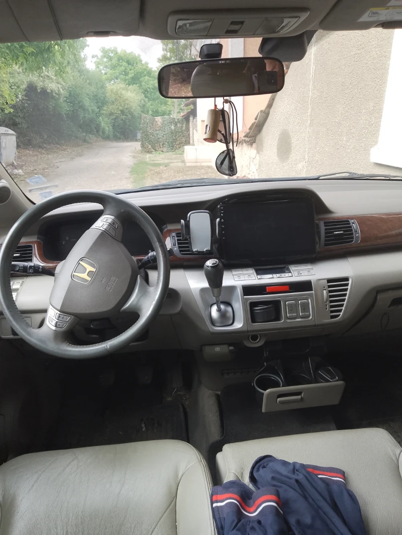 Honda Fr-v, снимка 2 - Автомобили и джипове - 52146839