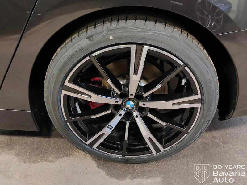 BMW 540 d xDrive Touring M Sport Paket Steptronic, снимка 13 - Автомобили и джипове - 52726378