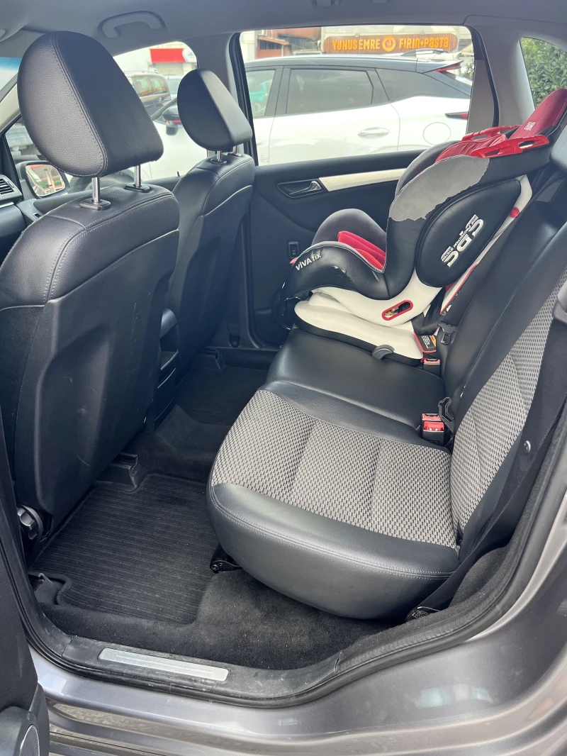 Mercedes-Benz B 200 АВТОМАТ/LED/SPORT/TOP!, снимка 13 - Автомобили и джипове - 53238811