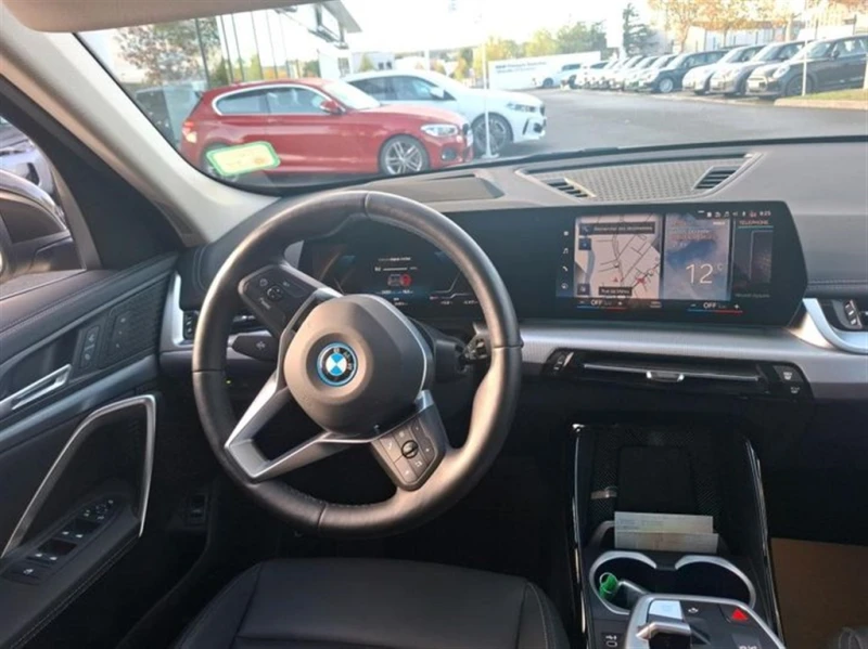 BMW iX1 xDrive30, снимка 6 - Автомобили и джипове - 53451600