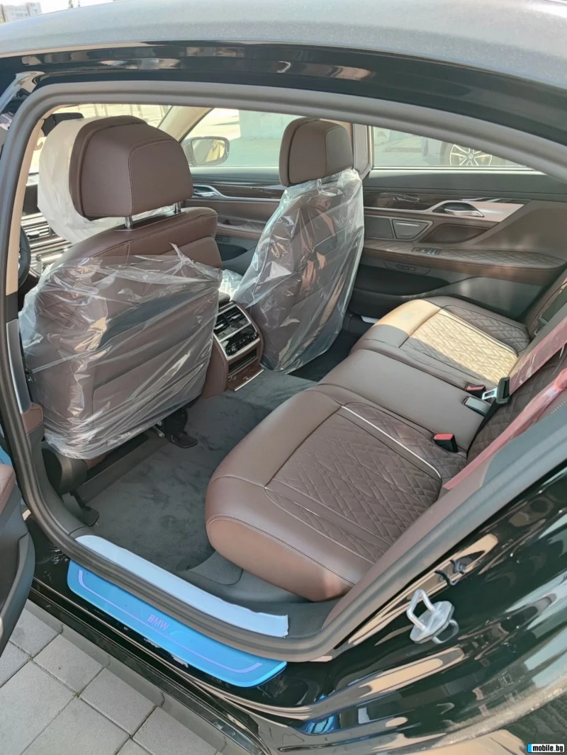 BMW 730, снимка 15 - Автомобили и джипове - 53459334