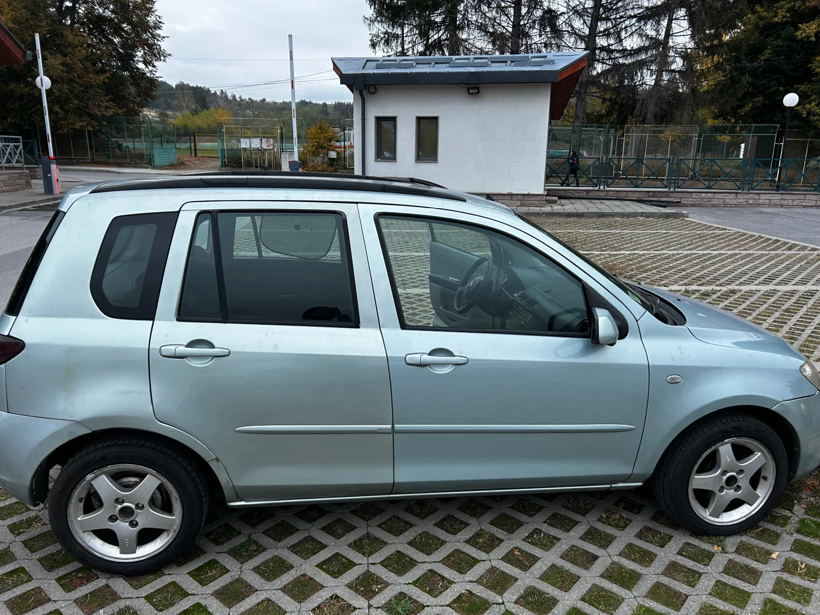 Mazda 2, снимка 1