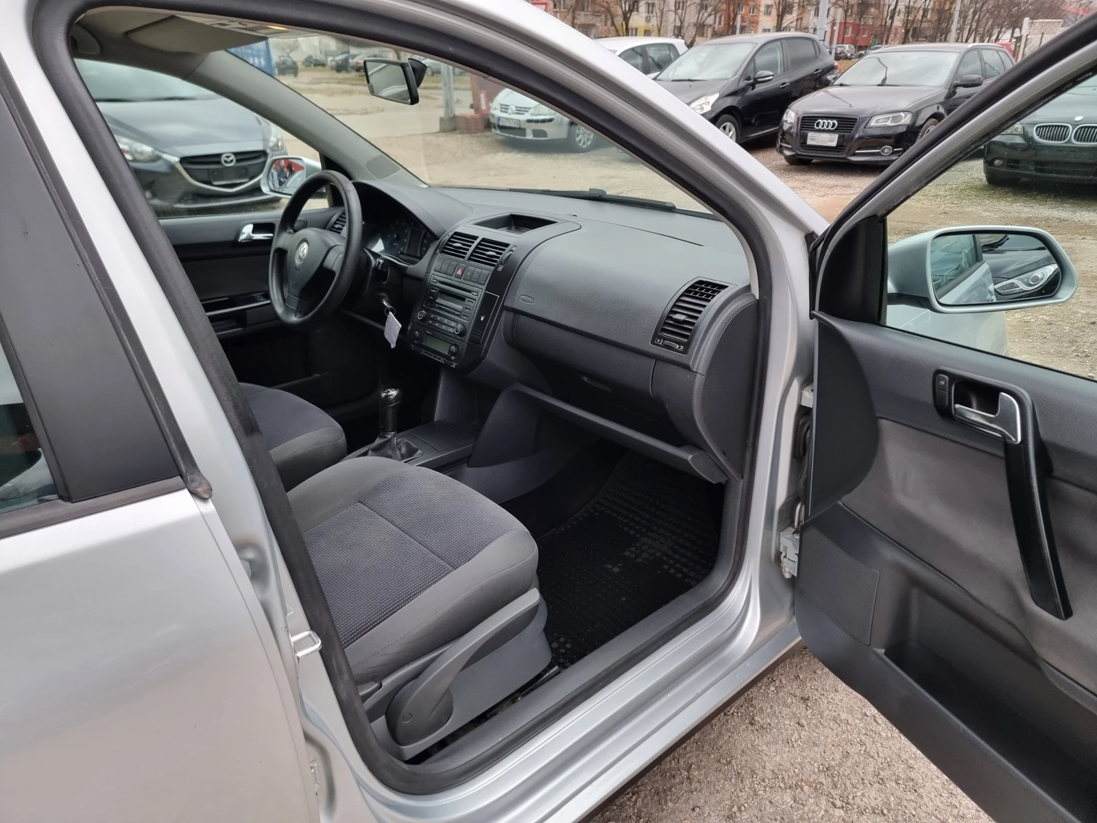 VW Polo 1.2I | Mobile.bg — изображение 15