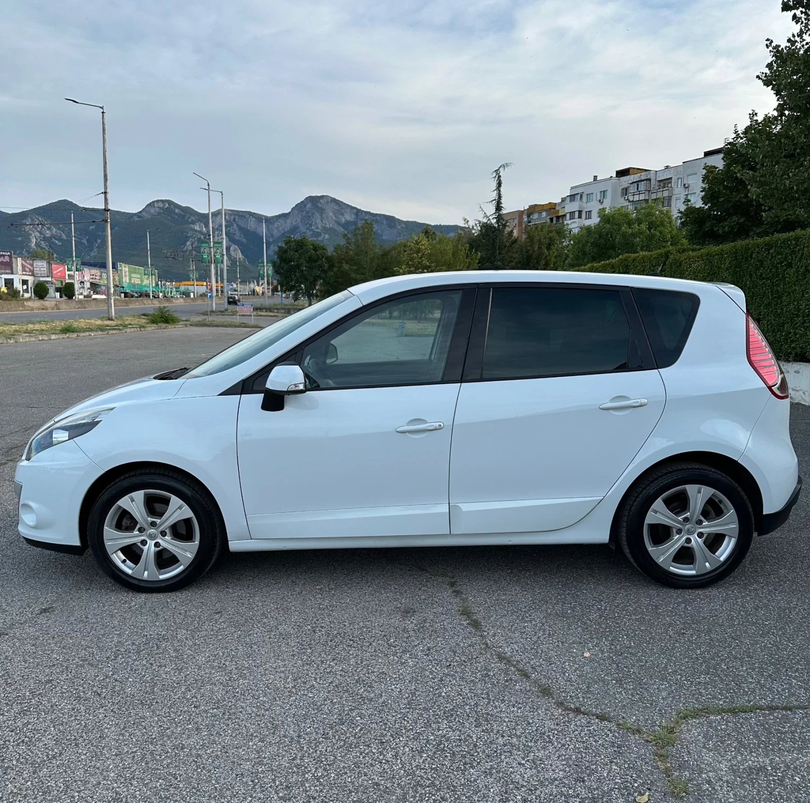 Renault Scenic 1.5dci / X-mod / Italy - изображение 2