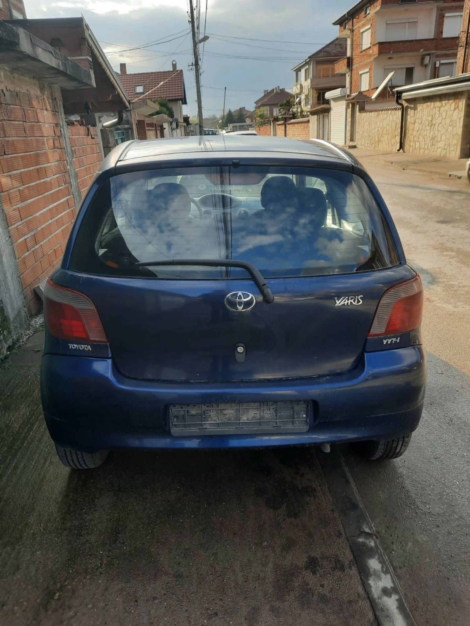 Toyota Yaris Vvt i - изображение 4