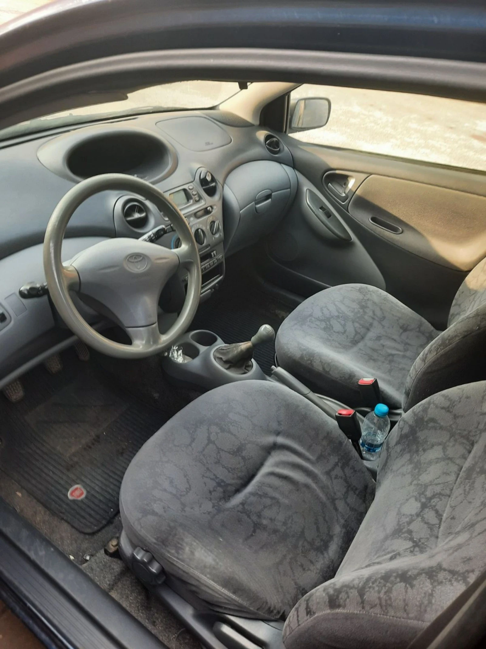 Toyota Yaris Vvt i - изображение 3