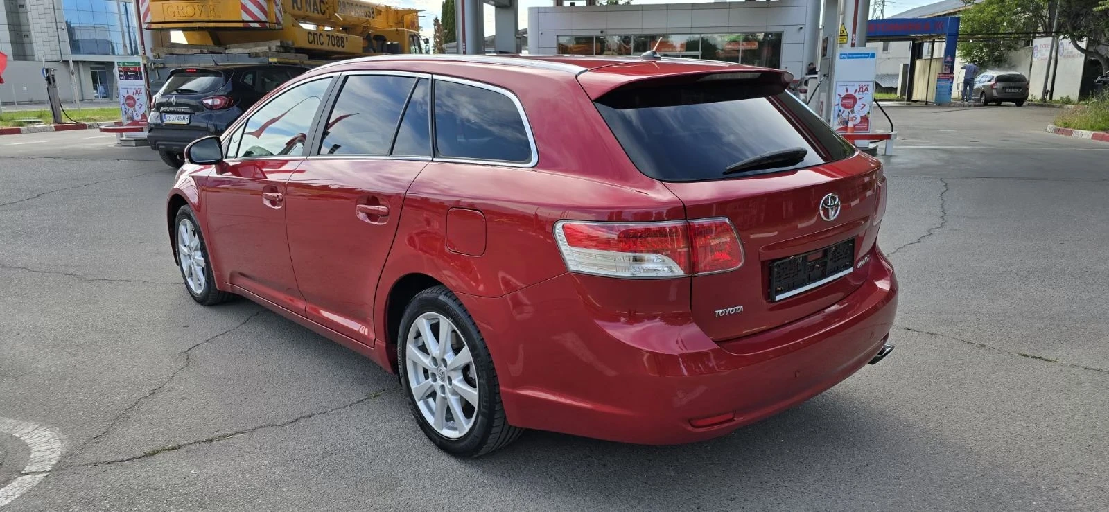 Toyota Avensis УНИКАТ-81ХИЛ.КМ.-НАВИ-АВТОМАТ-КОЖА-БЕНЗИН - изображение 3