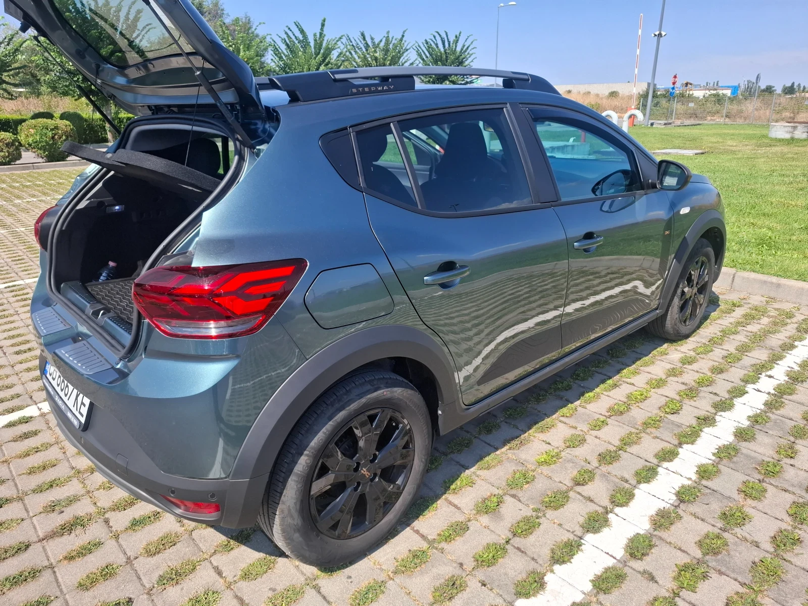 Dacia Sandero Stepway ECO-G - изображение 6