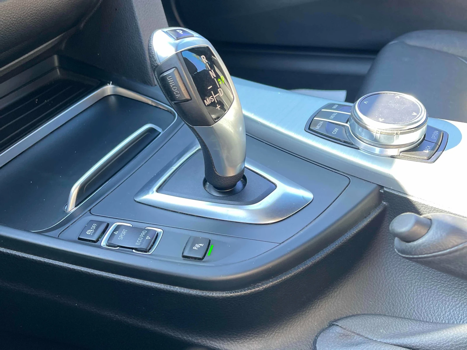 BMW 328 XDRIVE * * CARFAX * * АВТО КРЕДИТ * *  - изображение 7