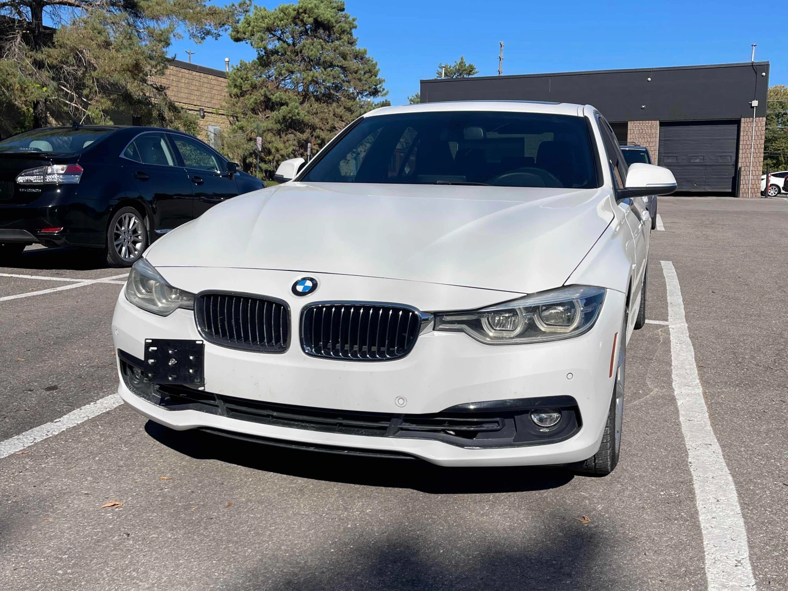 BMW 328 XDRIVE * * CARFAX * * АВТО КРЕДИТ * *  - изображение 2