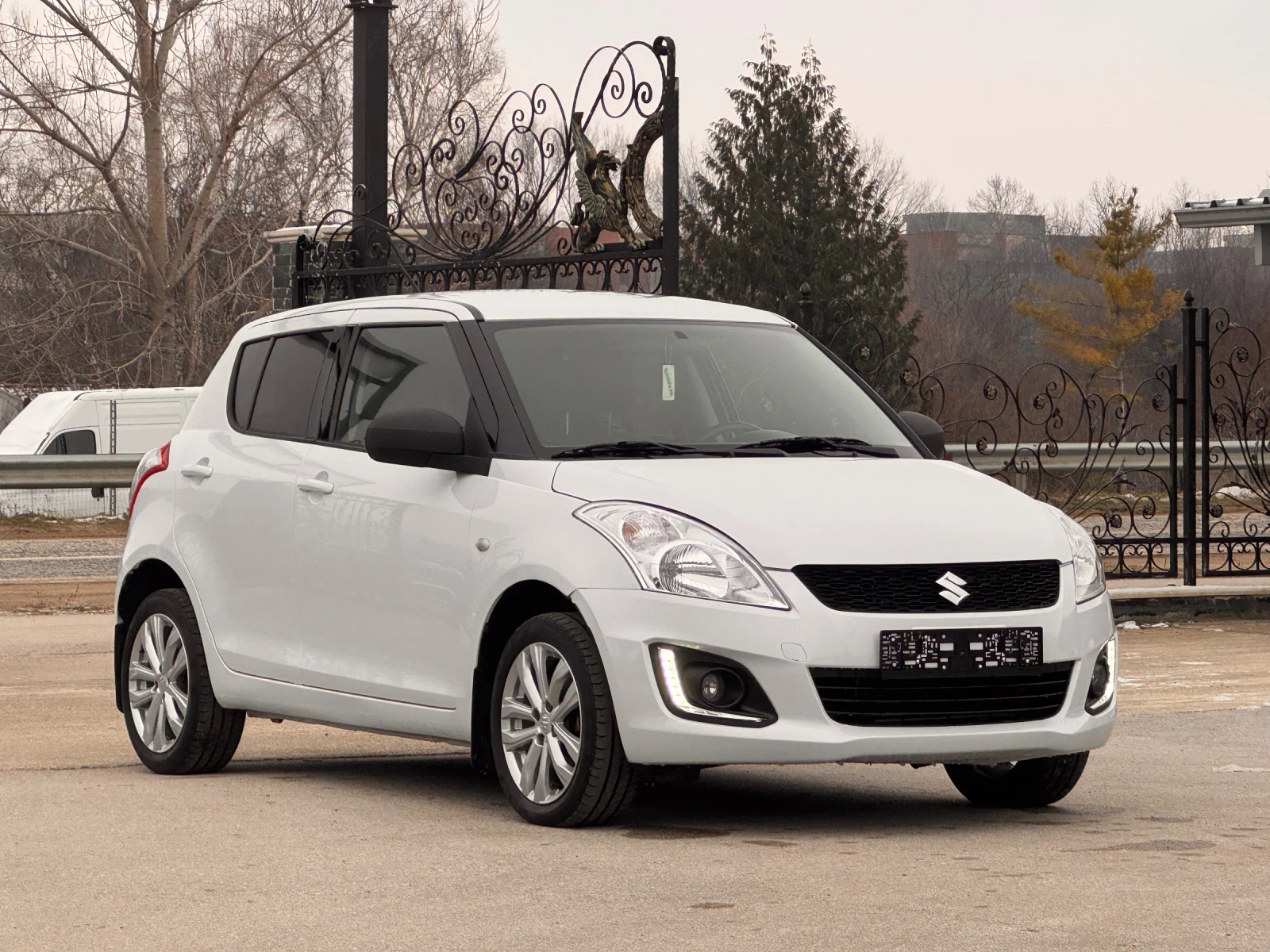 Suzuki Swift 1.2i 4x4 - изображение 3