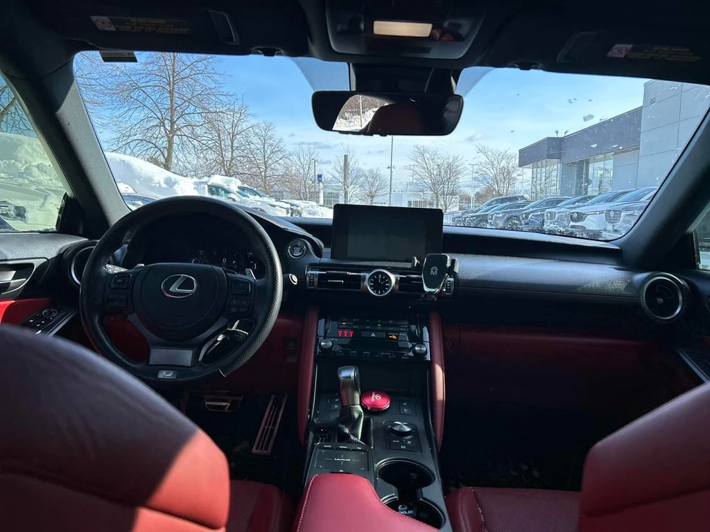 Lexus IS * 300 * CARFAX * БЕЗ ПЪРВОНАЧАЛНА ВНОСКА - изображение 9