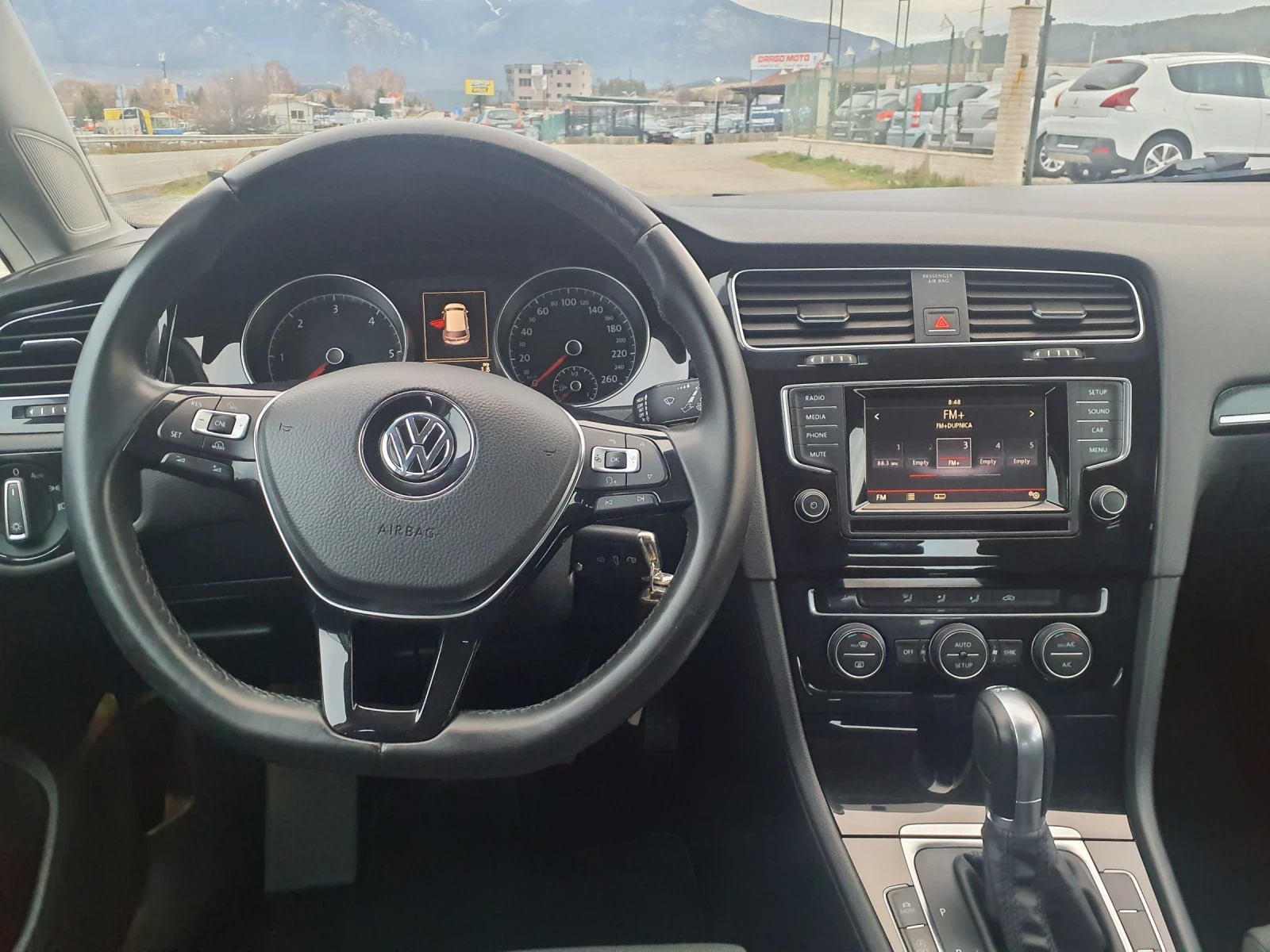 VW Golf 1.6 TDI -110 к.с EURO 6B , снимка 13 - Автомобили и джипове - 53872100