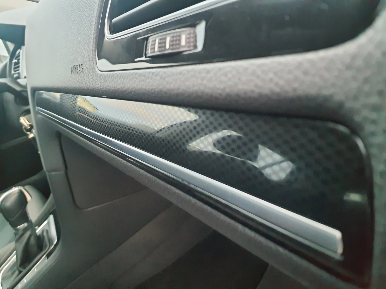 VW Golf 1.6 TDI -110 к.с EURO 6B , снимка 12 - Автомобили и джипове - 53872100