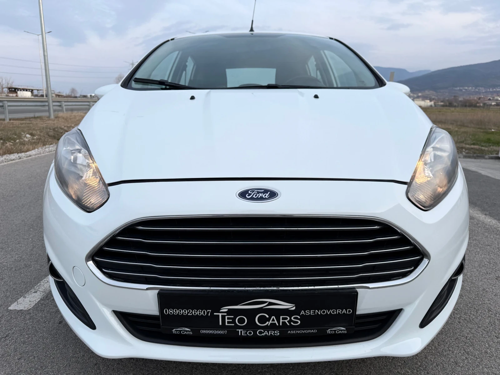 Ford Fiesta 1.4i 97к.с LPG / FACELIFT / PARKTRONIC , снимка 2 - Автомобили и джипове - 53883782