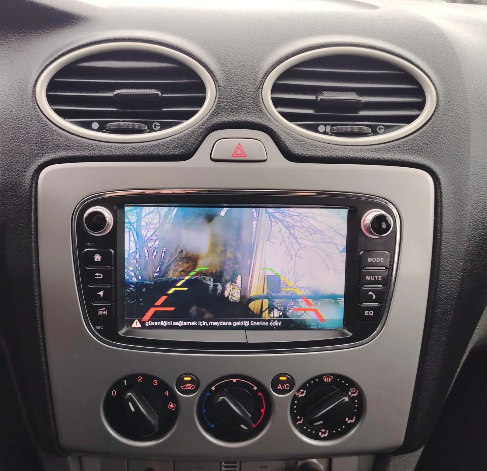 Ford Focus 1.6CDT-i/NAVI | Mobile.bg � ����������� 11