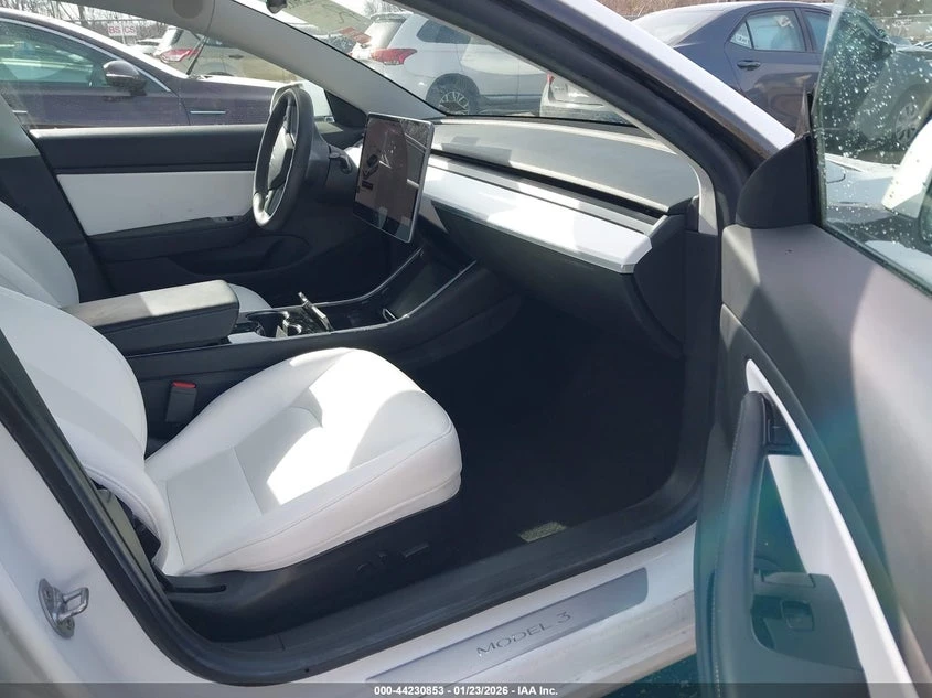 Tesla Model 3 Standard Range Plus RWD | Mobile.bg � ����������� 5