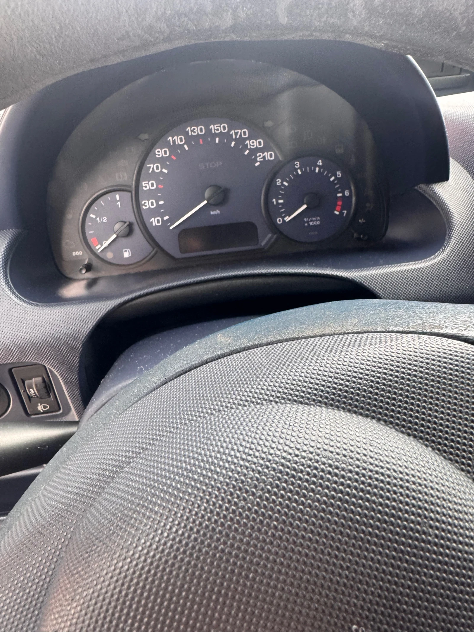 Peugeot 1007, снимка 2 - Автомобили и джипове - 54672934