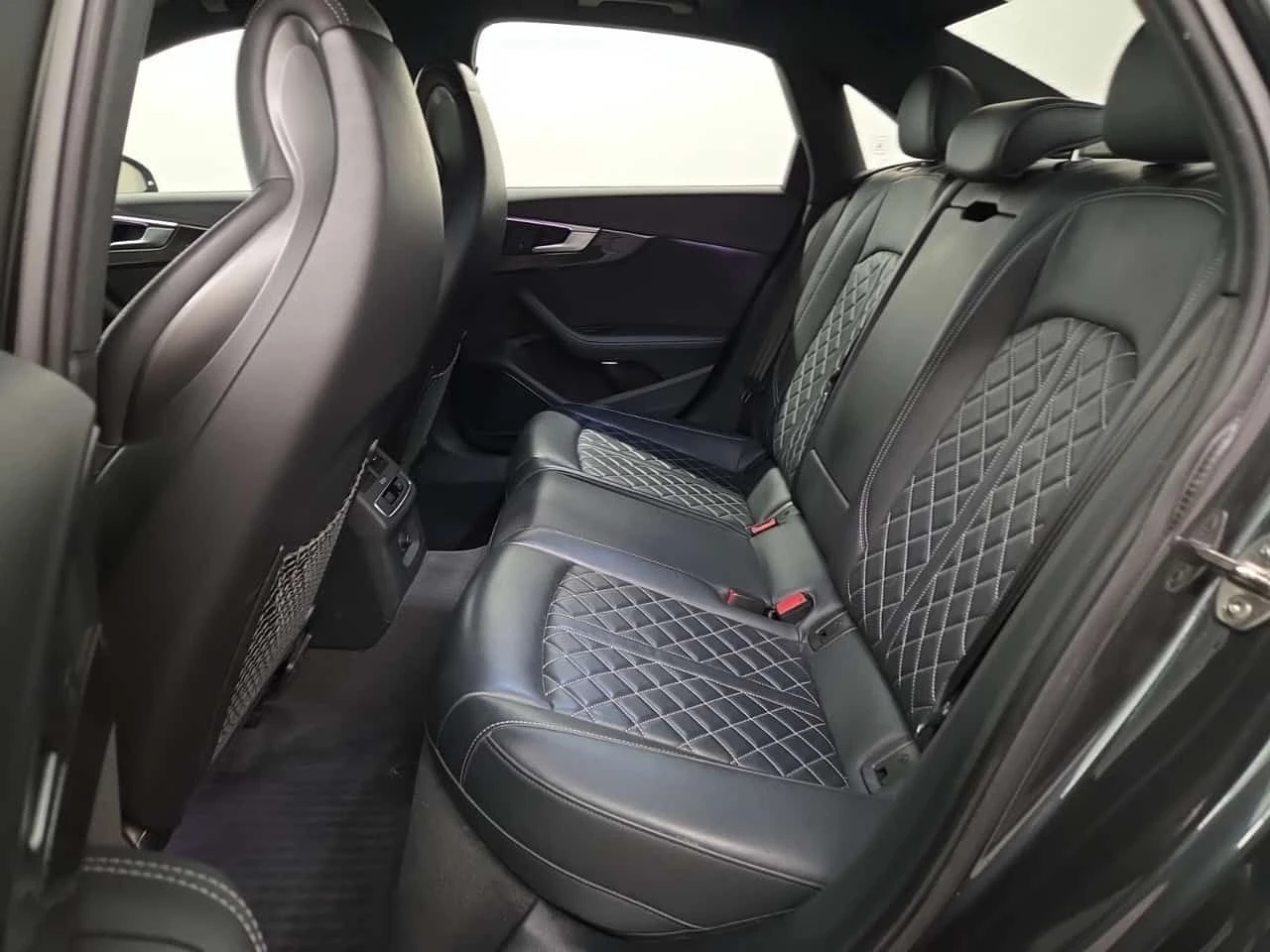 Audi S4 TECHNIK /360/DISTRONIC/АВТОКРЕДИТ, снимка 12 - Автомобили и джипове - 54813836