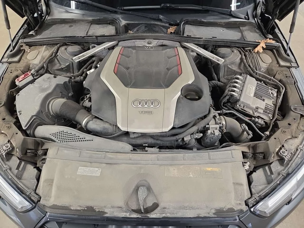 Audi S4 TECHNIK /360/DISTRONIC/АВТОКРЕДИТ, снимка 16 - Автомобили и джипове - 54813836