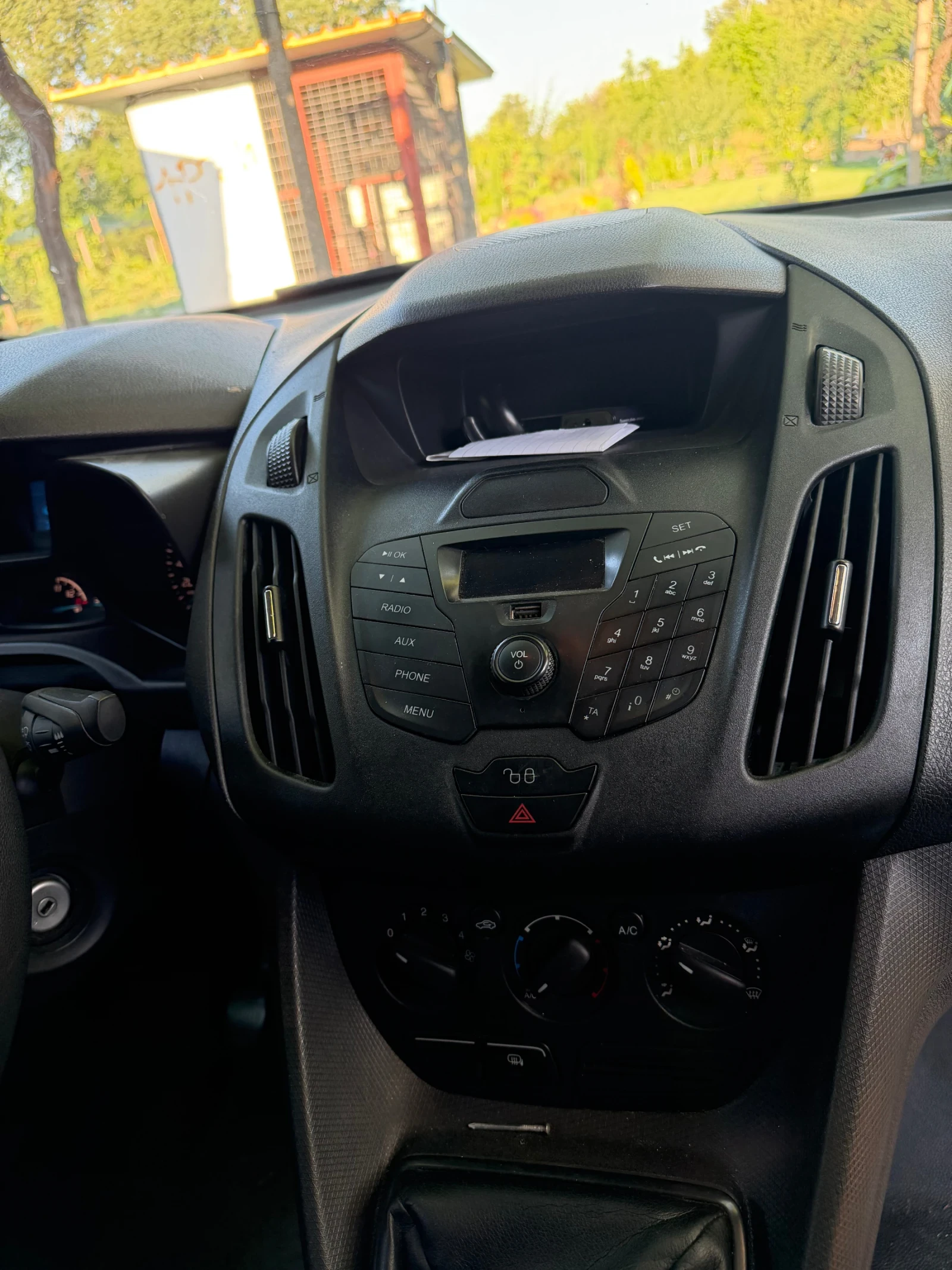 Ford Connect 1.6 TDCI MAXI, снимка 10 - Автомобили и джипове - 55235860