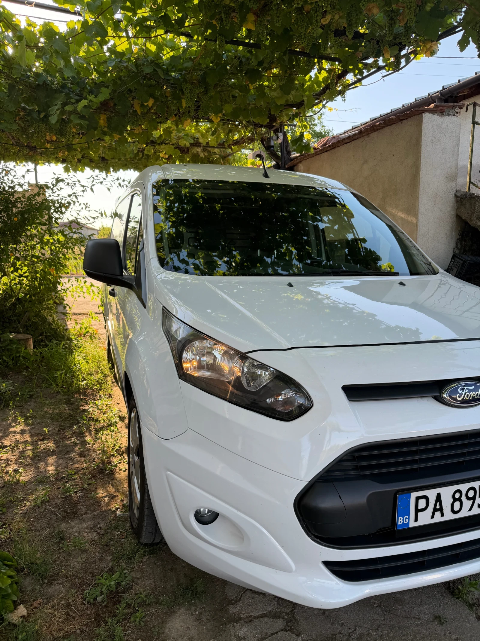 Ford Connect 1.6 TDCI MAXI, снимка 3 - Автомобили и джипове - 55235860