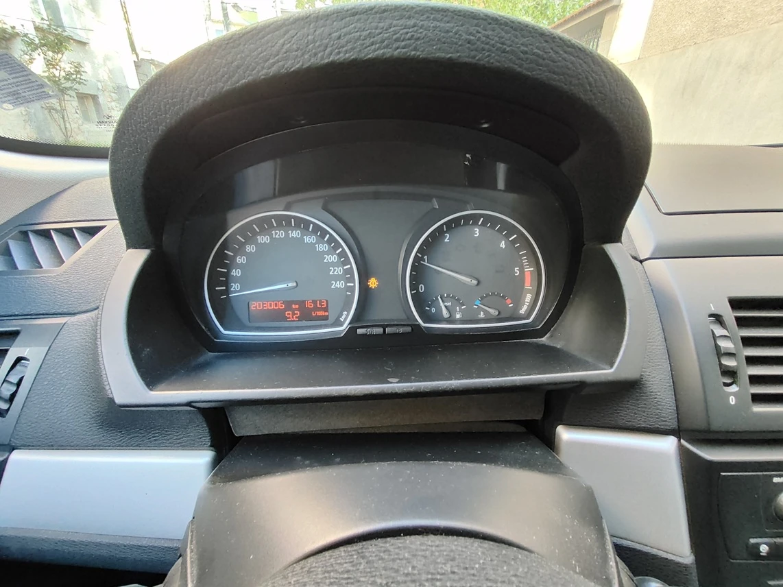 BMW X3 2.0 D, снимка 8 - Автомобили и джипове - 55742792