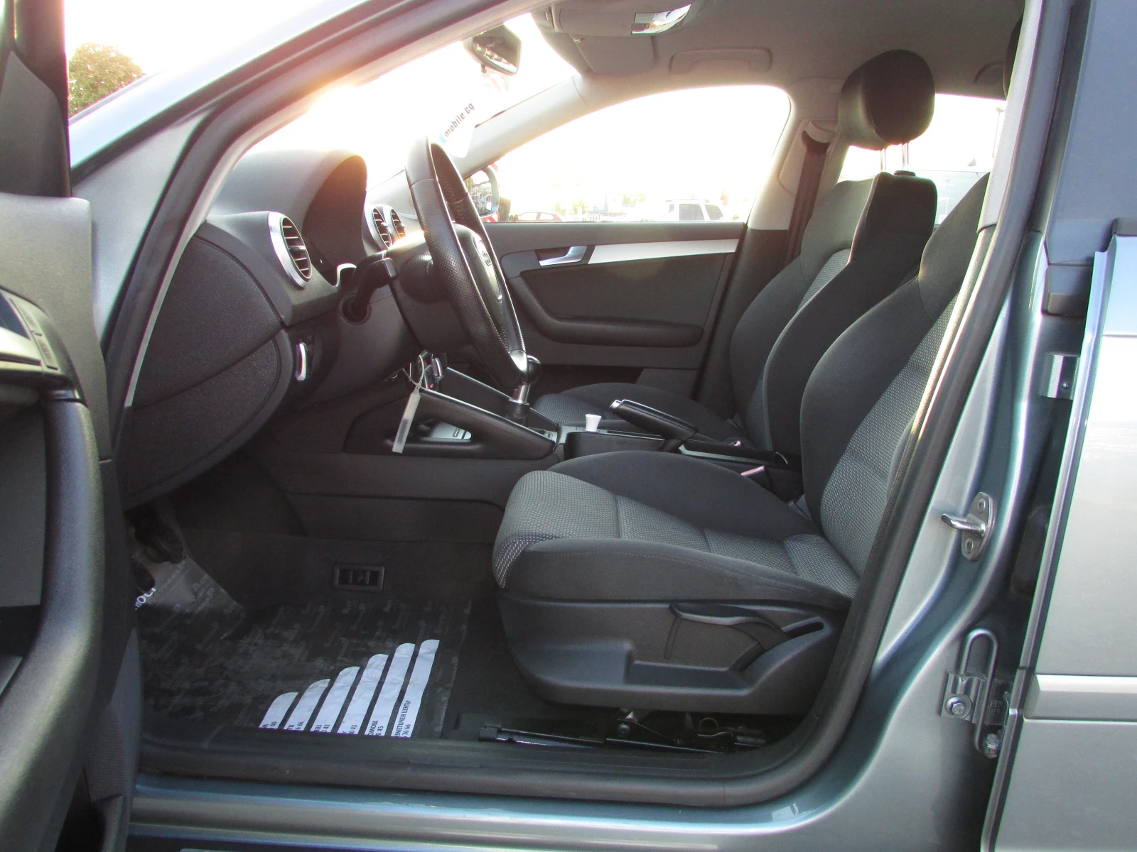 Audi A3 1.6TDI EU5B SPORTBAG, снимка 8 - Автомобили и джипове - 56074653