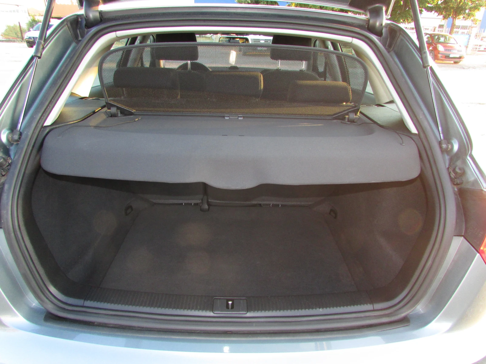 Audi A3 1.6TDI EU5B SPORTBAG, снимка 15 - Автомобили и джипове - 56074653