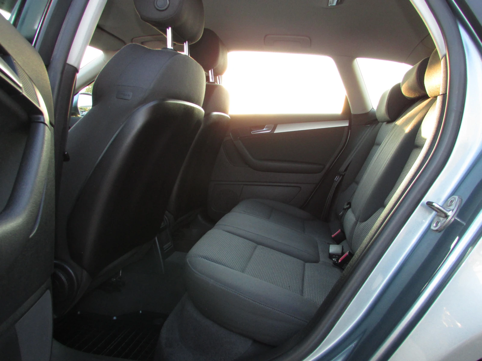 Audi A3 1.6TDI EU5B SPORTBAG, снимка 9 - Автомобили и джипове - 56074653